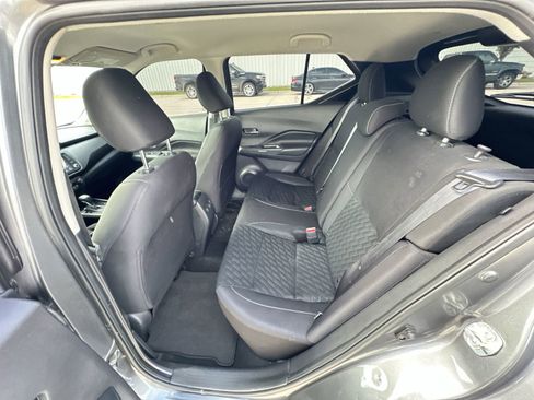 Used 2021 Nissan Kicks SV FWD image 24