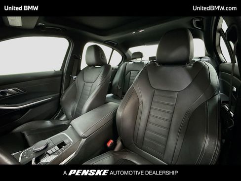 Certified 2023 BMW 330i Sedan w/ M Sport Package image 5