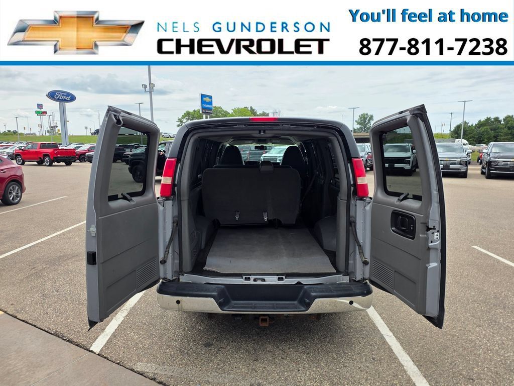 Used 2014 Chevrolet Express 1500 LT w/ LT Preferred Equipment Group AWD/4WD image 13