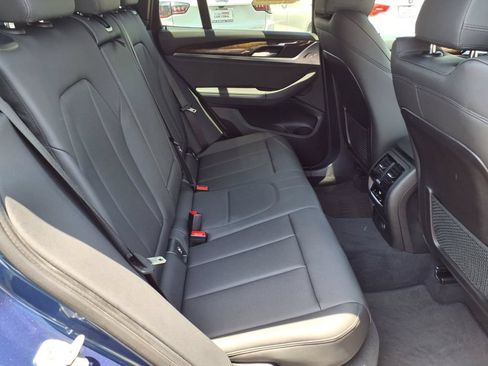 Used 2019 BMW X3 xDrive30i w/ Driving Assistance Package AWD/4WD image 17