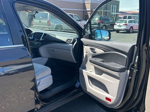 Used 2016 Honda Pilot EX image 26
