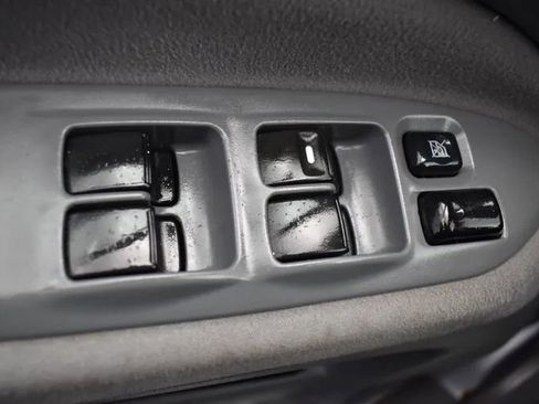 Used 2005 Mitsubishi Lancer ES FWD image 20