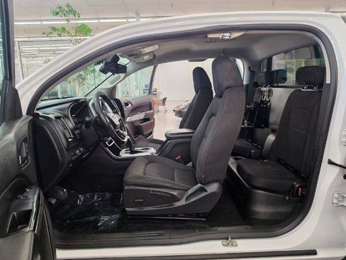 Used 2018 Chevrolet Colorado LT AWD/4WD image 26