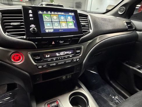 Used 2022 Honda Pilot Sport image 25