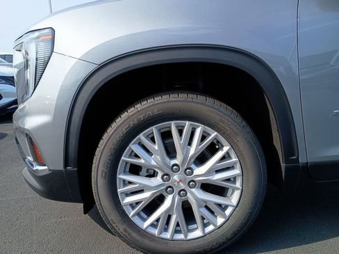 New 2026 GMC Acadia Elevation w/ Elevation Premium Package FWD image 16