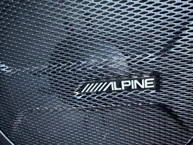 Used 2021 Jeep Wrangler Unlimited Rubicon AWD/4WD image 8
