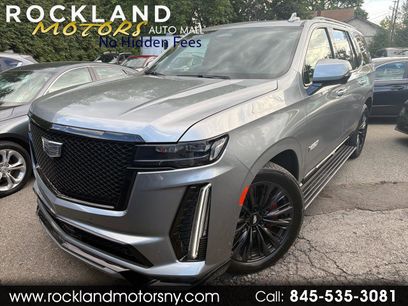 Used 2023 Cadillac Escalade V w/ LPO, ONYX Package