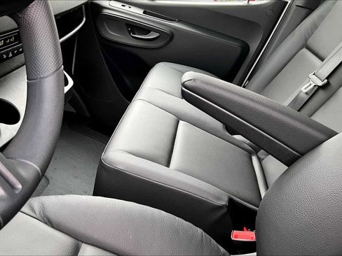 New 2025 Mercedes-Benz Sprinter 2500 image 11