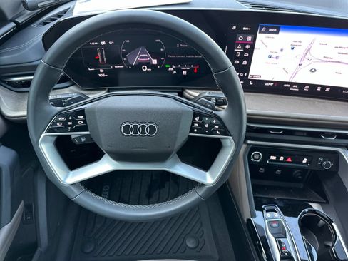 Used 2025 Audi Q5 Premium Plus w/ Premium Plus AWD/4WD image 15