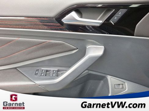 Certified 2023 Volkswagen Jetta GLI Autobahn w/ GLI Black Package image 13