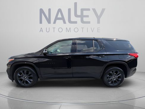 Used 2021 Chevrolet Traverse RS FWD image 2
