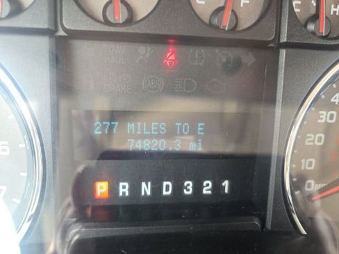 Used 2010 Ford F150 XLT RWD image 8