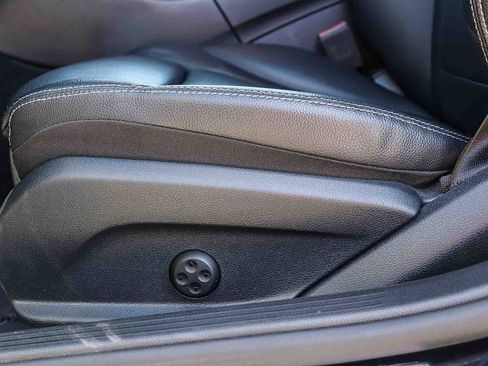 Used 2019 Mercedes-Benz C 300 Sedan image 20