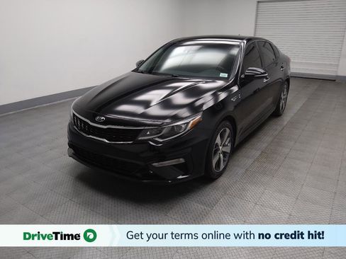 Used 2019 Kia Optima S FWD image 1