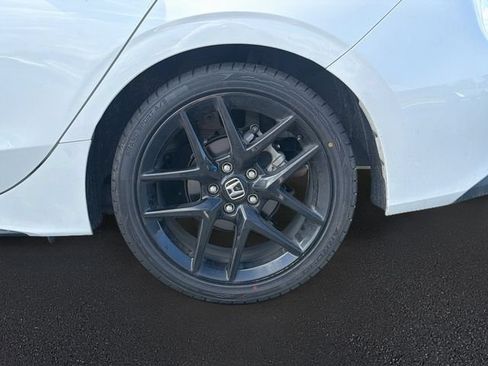 Used 2024 Honda Civic Sport image 9