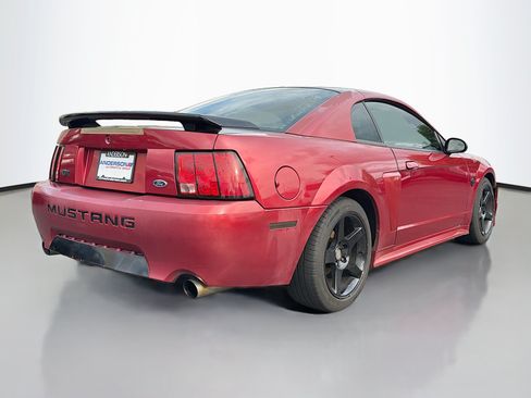 Used 2004 Ford Mustang GT RWD image 2