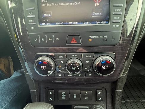 Used 2017 Buick Enclave Leather image 23