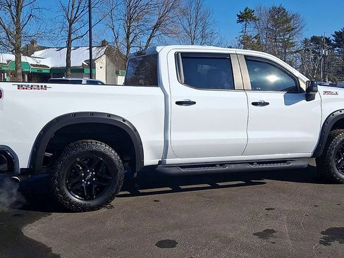 Certified 2023 Chevrolet Silverado 1500 LT Trail Boss image 3