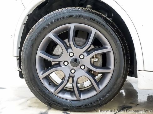 Used 2018 Dodge Durango R/T image 12