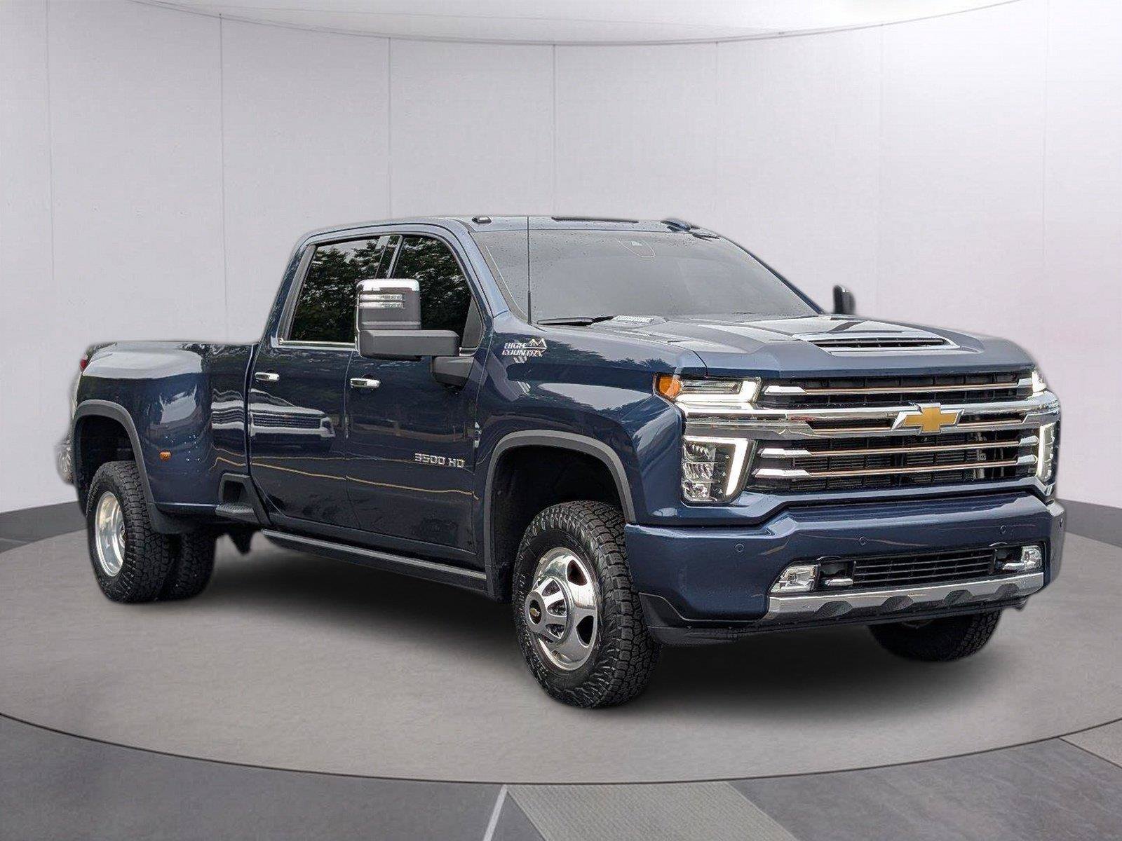 Used 2022 Chevrolet Silverado 3500 High Country w/ Safety Package II AWD/4WD image 9