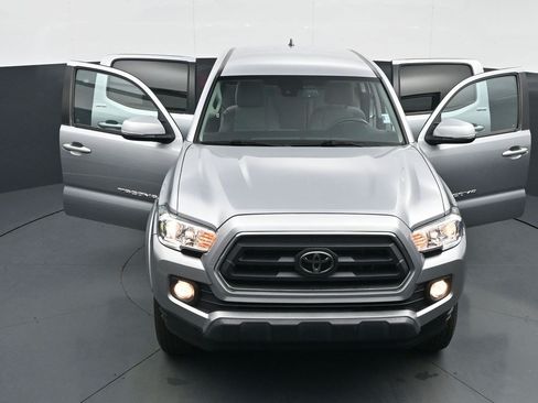 Used 2023 Toyota Tacoma SR5 w/ Technology Package AWD/4WD image 31