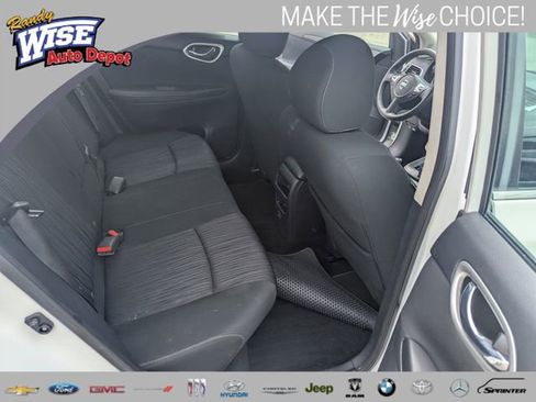 Used 2019 Nissan Sentra SV FWD image 19