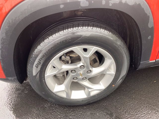 Used 2024 Chevrolet Trax LS w/ LS Convenience Package FWD image 26