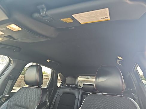 Used 2025 Ford Escape ST-Line Select AWD/4WD image 29