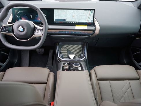 Used 2025 BMW X3 xDrive30i w/ Convenience Package image 12