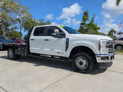 Used 2024 Ford F350 XL w/ XL Chrome Package AWD/4WD image 2