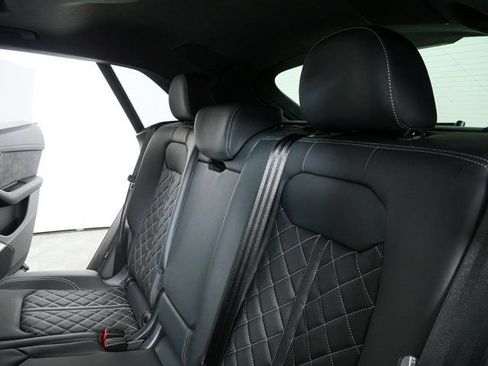 New 2026 Audi SQ8 Prestige image 22