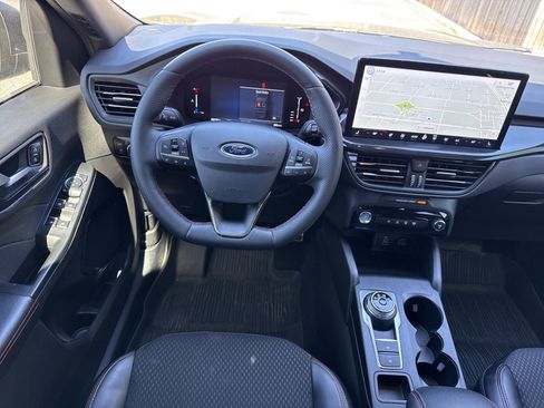 Used 2024 Ford Escape ST-Line Select w/ Tech Pack #1 AWD/4WD image 12