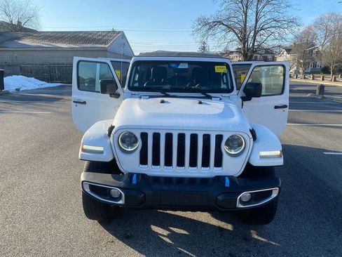 Used 2023 Jeep Wrangler Sahara image 29