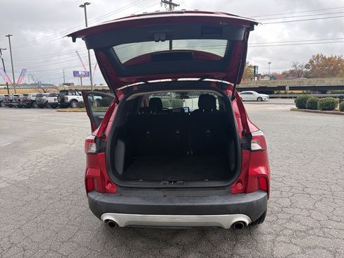 Used 2020 Ford Escape SE image 31