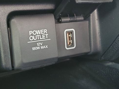 Used 2023 Honda Ridgeline Sport image 31