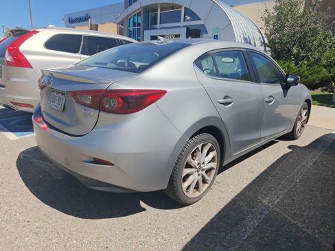 Used 2016 MAZDA MAZDA3 s Grand Touring FWD image 3