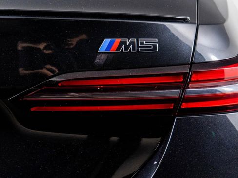 Used 2025 BMW M5 w/ Executive Package AWD/4WD image 36