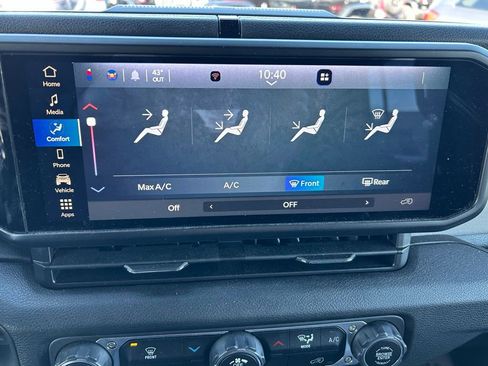 Used 2024 Jeep Wrangler Sport S image 25