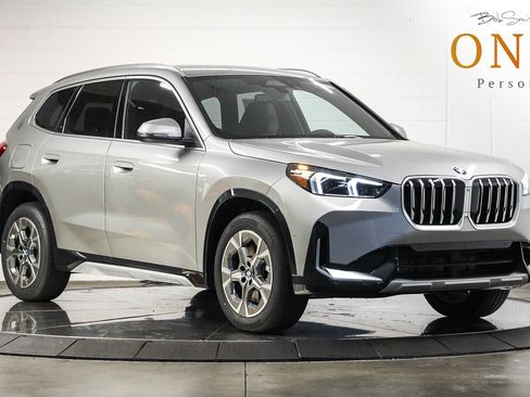 New 2026 BMW X1 xDrive28i w/ Convenience Package AWD/4WD image 1
