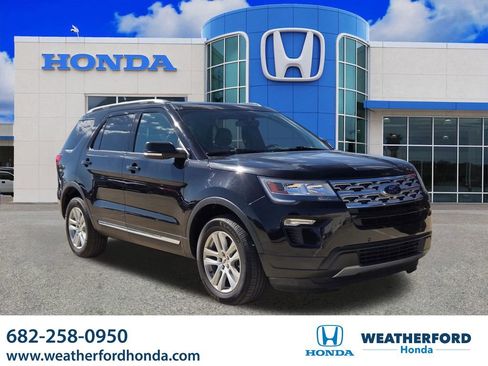 Used 2019 Ford Explorer XLT w/ Equipment Group 202A image 1