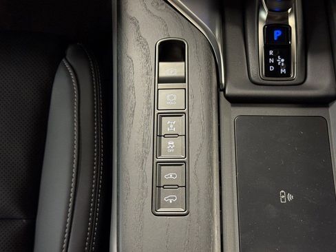 New 2025 Lexus LX 700h Luxury image 23