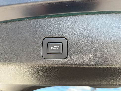 Used 2021 Buick Encore GX Select w/ Advanced Technology Package image 25