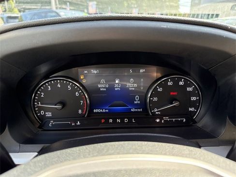 Used 2022 Ford Explorer XLT w/ Equipment Group 202A image 26