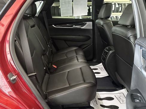Certified 2023 Cadillac XT5 Premium Luxury w/ LPO, Floor Liner Package image 28