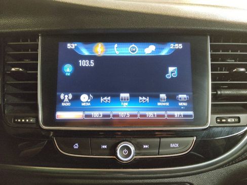 Used 2018 Buick Encore Preferred image 25