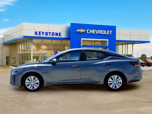 Used 2025 Nissan Sentra S FWD image 4