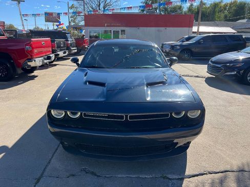 Used 2017 Dodge Challenger GT w/ GT Interior Package image 3