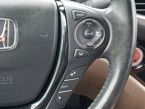 Used 2018 Honda Ridgeline RTL-E image 24
