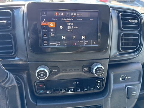 Used 2024 RAM ProMaster 2500 image 26