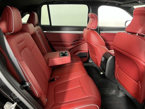 Used 2024 Jeep Wagoneer Launch Edition image 31